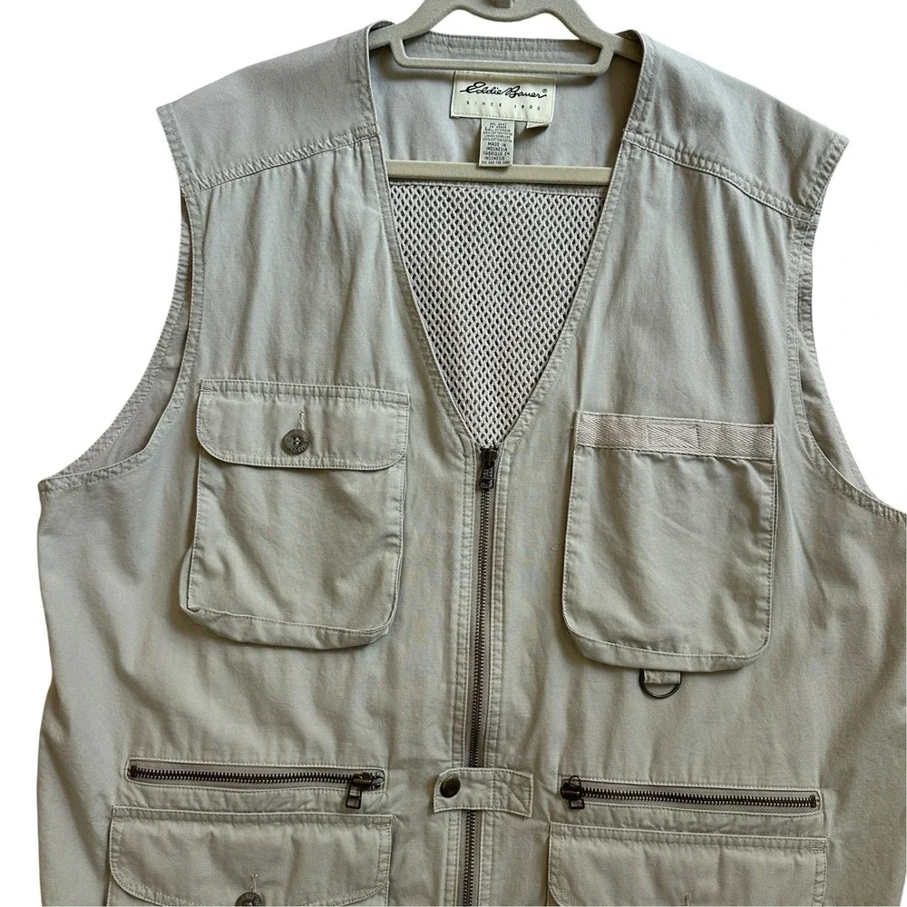 VTG Eddie Bauer Voyager Vest 2919 Men's Size Large Beige 100% Heavyweight Cotton
